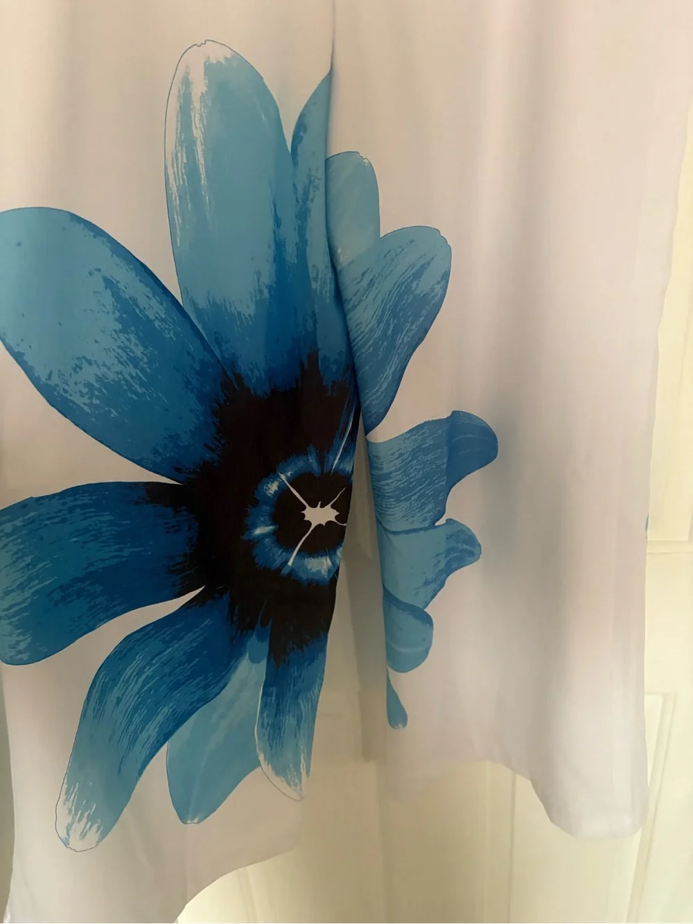 Cato White Cropped Pants with Blue Flower Accent
